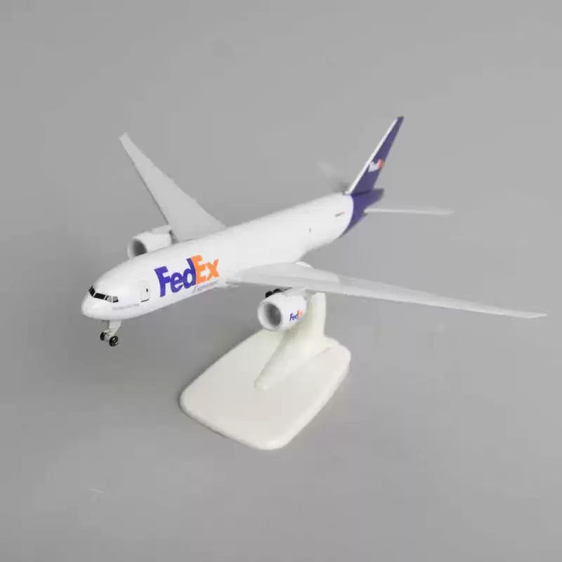เครื่องบินขนาด 20 ซม 	 FedEx A - Model Airplane Plastic บทวิจารณ์และราคา